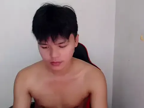 yourhotasiandoms ingyenes élő xxx cams