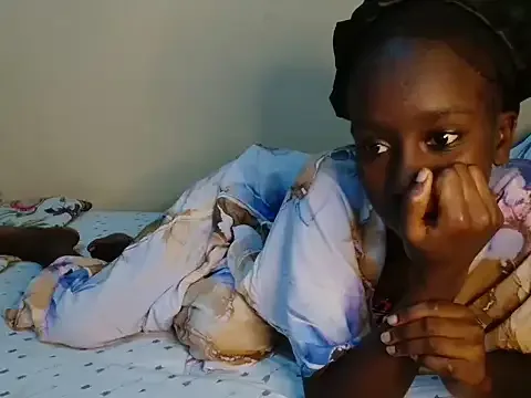 zainabu12 ingyenes élő xxx cams